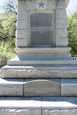 Dallas Texas,  Pioneer Park Cemetery, Confederate War Memorial Dallas